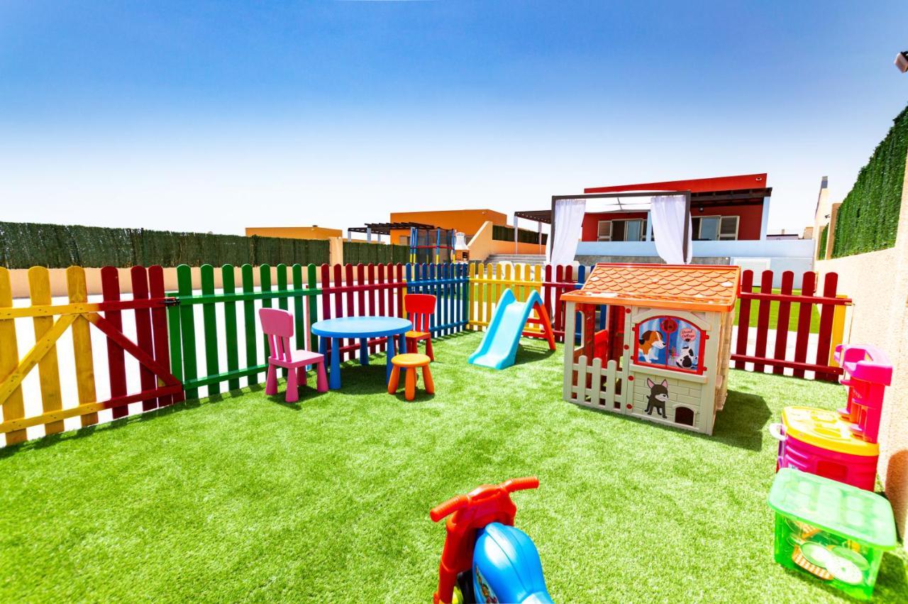Villa Mini Golf กาเลตาเดฟุสเต ภายนอก รูปภาพ